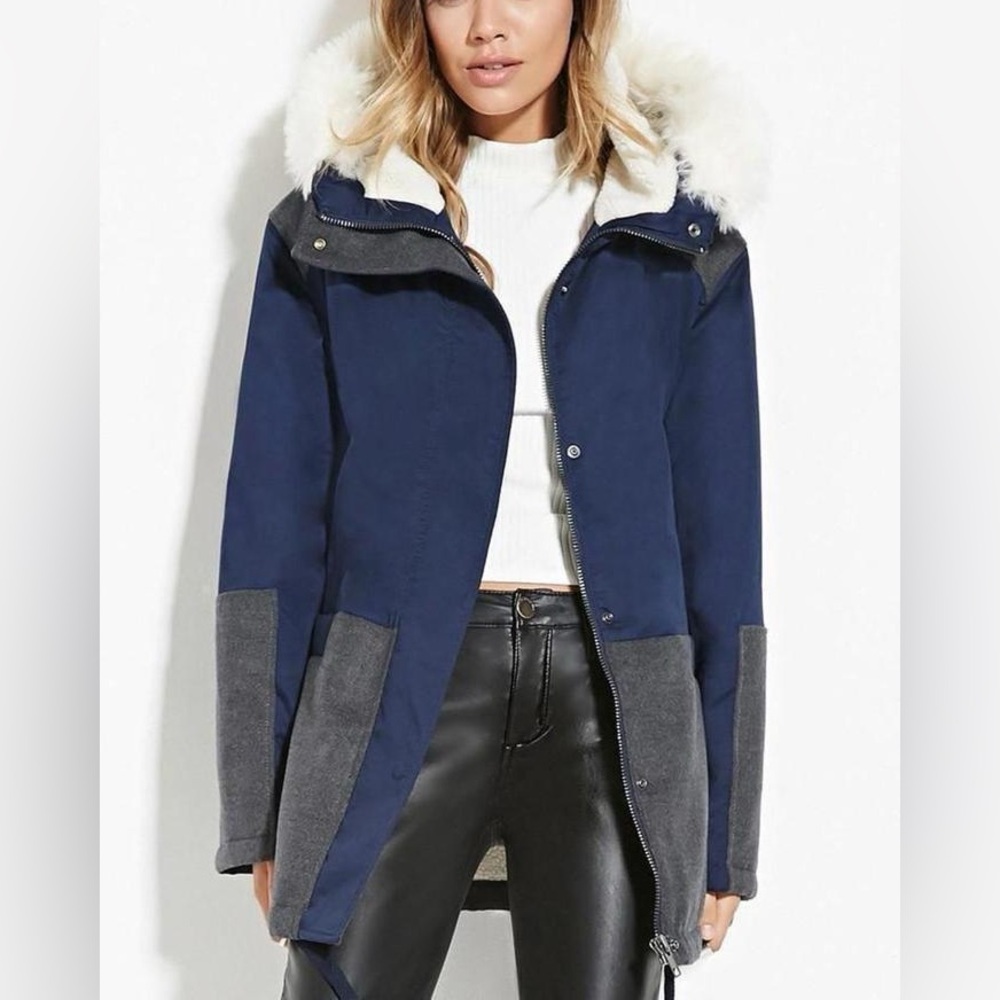 NWT FOREVER 21 NAVY & GRAY FAUX FUR JACKET COAT SZ S